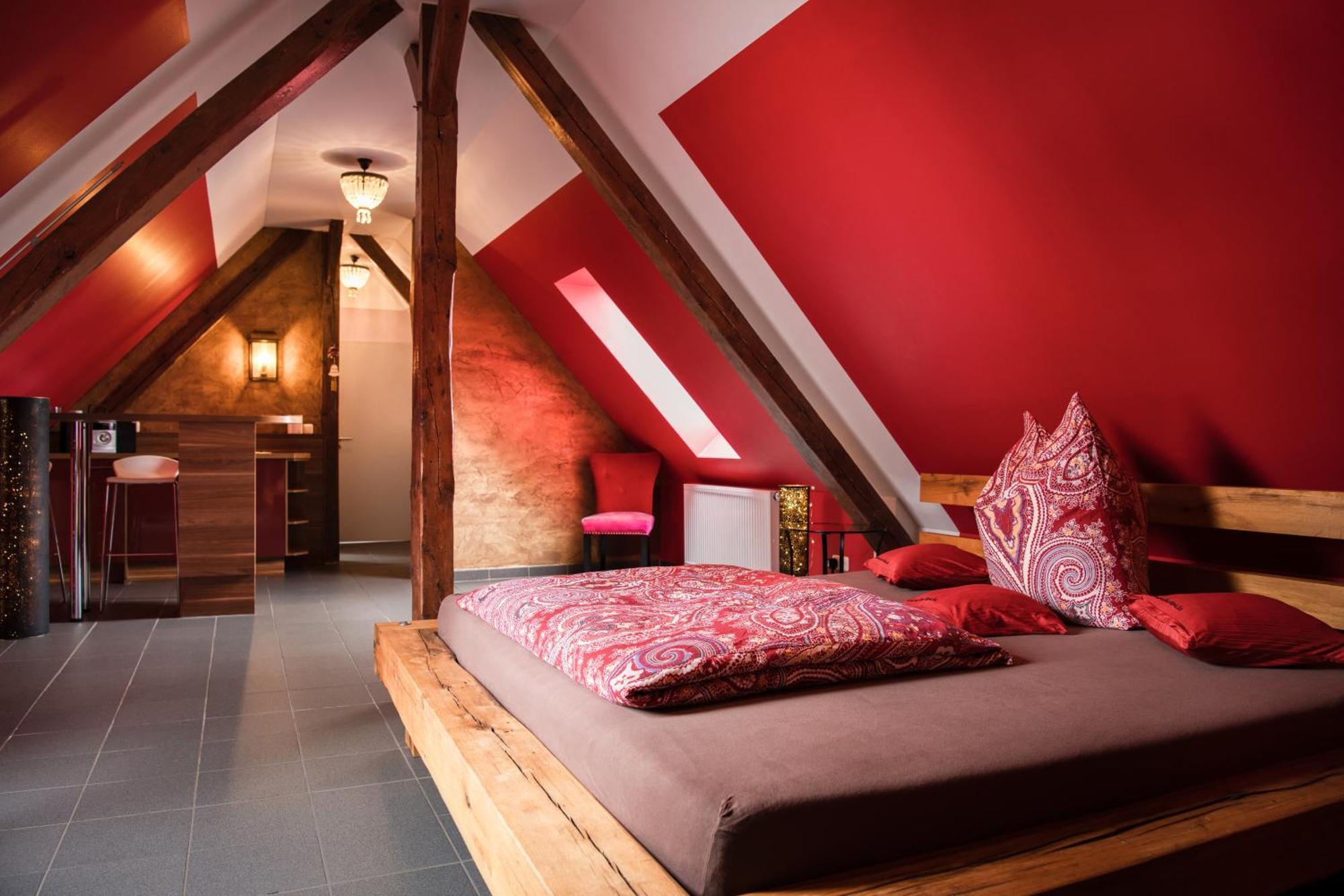 Erlebnishotel Lustra Landshut Exterior foto